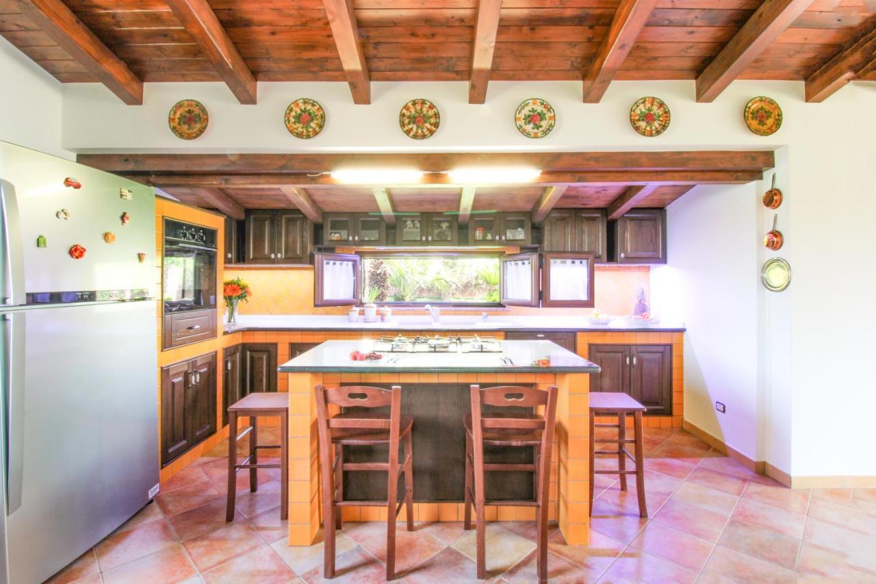 Villa La Casa Di Lina - Capo D'Orlando, Casa Con Ampio Giardino Exterior foto